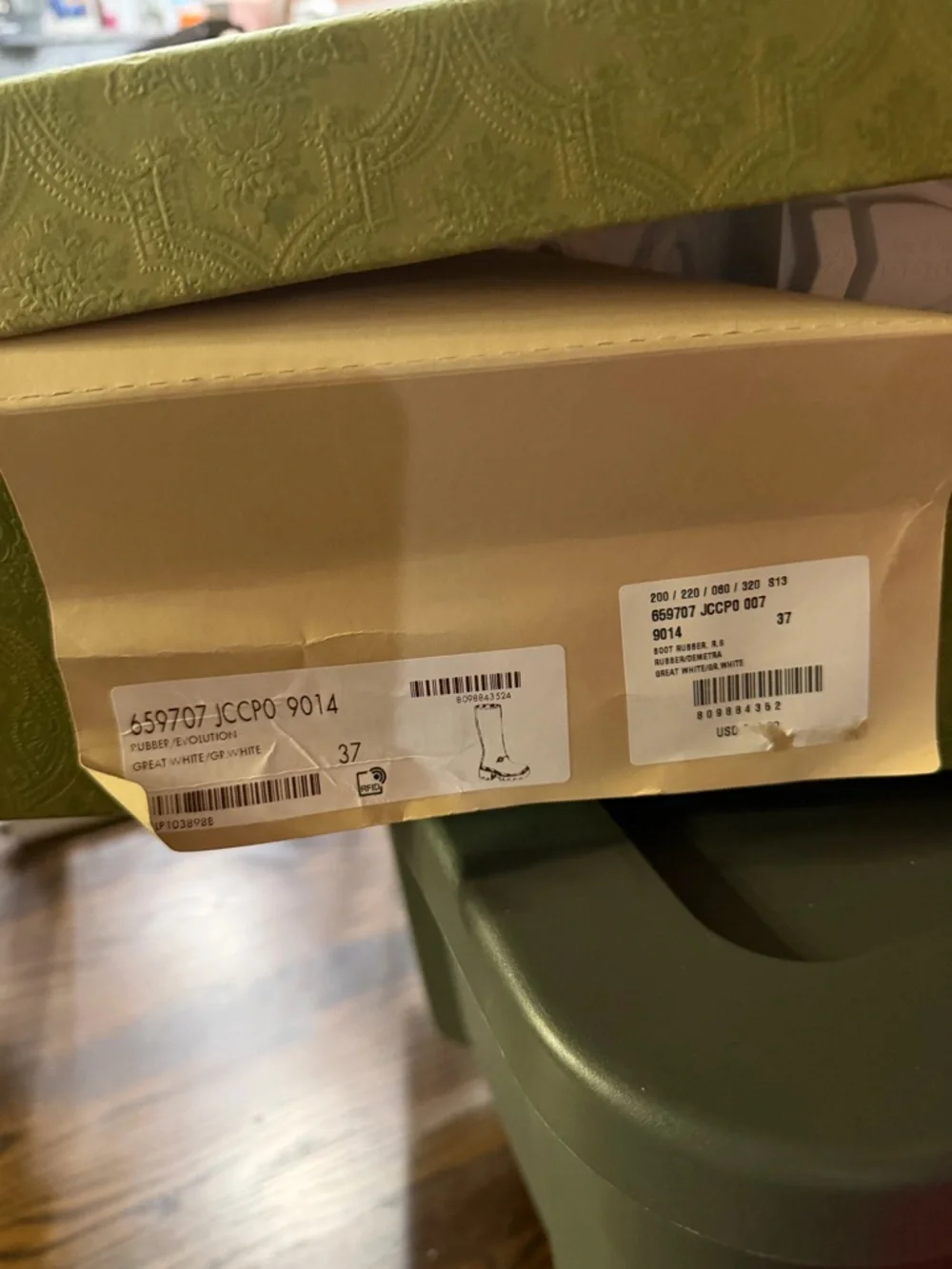 Gucci White Rubber Rain Boots with Gold Horsebit - Picture 9 of 9